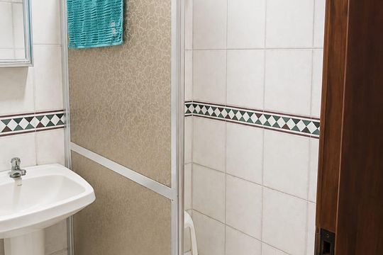 Banheiro de casa para alugar com 4 quartos, 143m² em Centro, São Gonçalo
