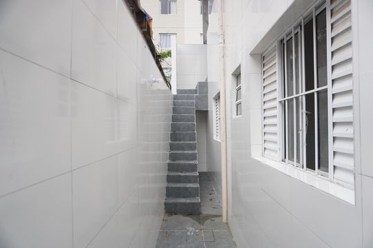 Casa para alugar com 1 quarto, 40m² em Vila Sao Geraldo, São Paulo