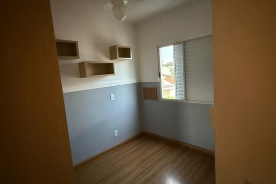 Quarto de apartamento para alugar com 2 quartos, 124m² em Vila Sao Jose, Valinhos