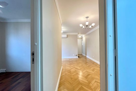 Corredor de apartamento para alugar com 2 quartos, 55m² em Vila Mascote, São Paulo