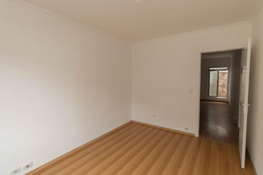 Quarto 1 de apartamento para alugar com 2 quartos, 75m² em Vila Gustavo, São Paulo