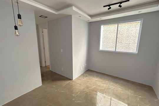 Sala de apartamento à venda com 2 quartos, 44m² em Sampaio, Rio de Janeiro