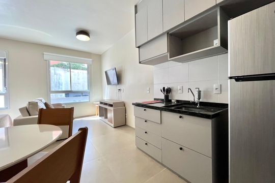 Cozinha de kitnet/studio à venda com 1 quarto, 32m² em Vila Guarani (zona Sul), São Paulo