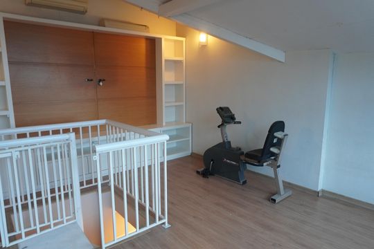 Sótão de casa de condomínio para alugar com 2 quartos, 474m² em Parque Sinai, Santana de Parnaíba