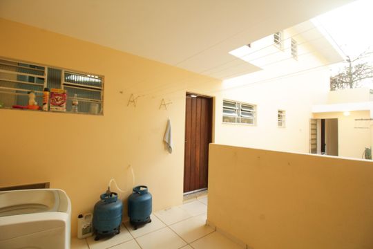 Área de Serviço de casa à venda com 3 quartos, 148m² em Parque Sao Domingos, São Paulo