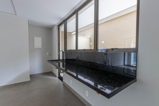 Cozinha de apartamento à venda com 2 quartos, 93m² em Anchieta, Belo Horizonte