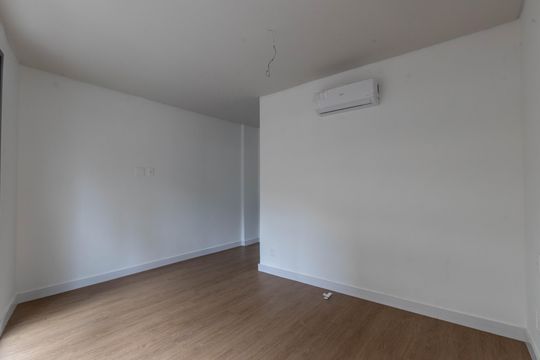 Quarto de apartamento à venda com 2 quartos, 69m² em Anchieta, Belo Horizonte