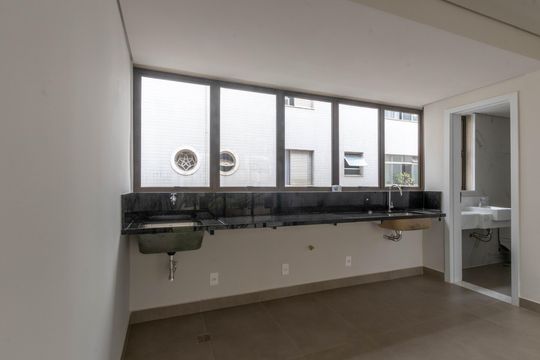 Cozinha de apartamento à venda com 1 quarto, 43m² em Anchieta, Belo Horizonte