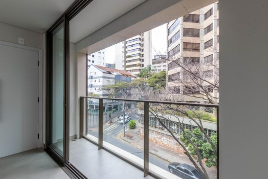 Sala de apartamento à venda com 1 quarto, 43m² em Anchieta, Belo Horizonte