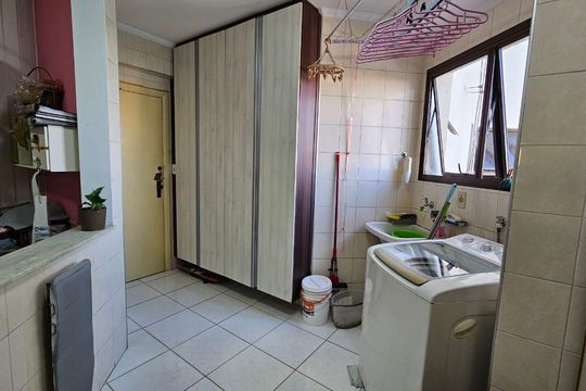 Área de Serviço de apartamento para alugar com 3 quartos, 155m² em Jardim das Nações, Taubaté