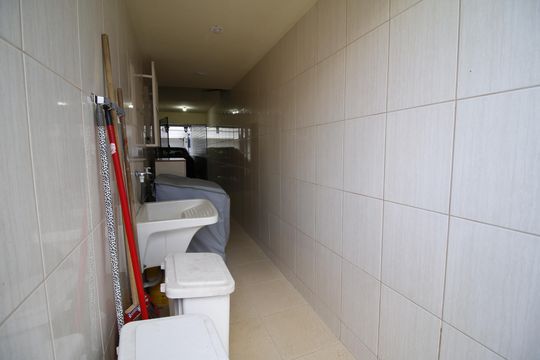 Área de Serviço de casa de condomínio à venda com 4 quartos, 305m² em Taquara, Rio de Janeiro