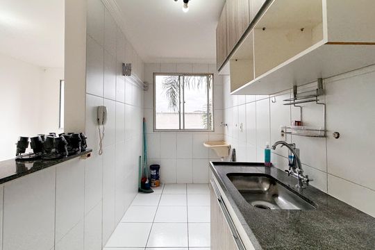 Cozinha de apartamento para alugar com 2 quartos, 45m² em Taboão, São Bernardo do Campo