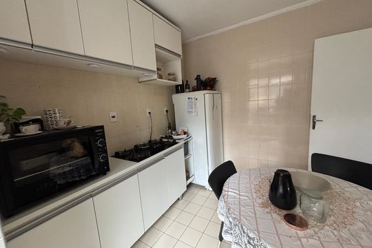 Cozinha de apartamento para alugar com 2 quartos, 60m² em Jardim Rio das Pedras, Cotia