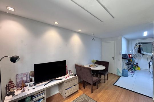 Sala de apartamento à venda com 2 quartos, 43m² em Recreio dos Bandeirantes, Rio de Janeiro