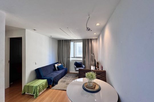 Sala de apartamento à venda com 2 quartos, 43m² em Recreio dos Bandeirantes, Rio de Janeiro