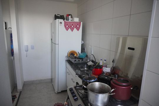 Cozinha de apartamento à venda com 2 quartos, 46m² em Alphaville, Santana de Parnaíba
