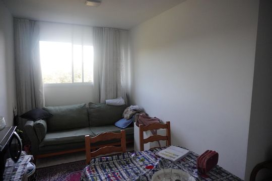 Sala de Estar de apartamento à venda com 2 quartos, 46m² em Alphaville, Santana de Parnaíba