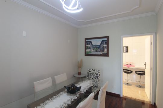 Sala de Jantar de apartamento à venda com 3 quartos, 250m² em Heliópolis, Belo Horizonte