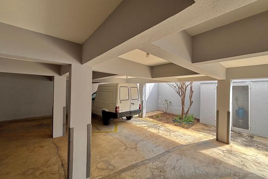 Garagem de apartamento à venda com 4 quartos, 290m² em Heliópolis, Belo Horizonte
