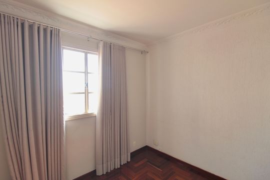 Quarto 1 de apartamento à venda com 4 quartos, 290m² em Heliópolis, Belo Horizonte