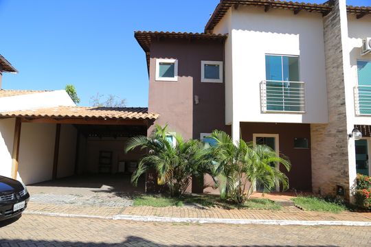Fachada de casa de condomínio para alugar com 3 quartos, 79m² em Jardim Imperial, Aparecida de Goiânia