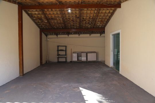 Garagem de casa de condomínio para alugar com 3 quartos, 79m² em Jardim Imperial, Aparecida de Goiânia
