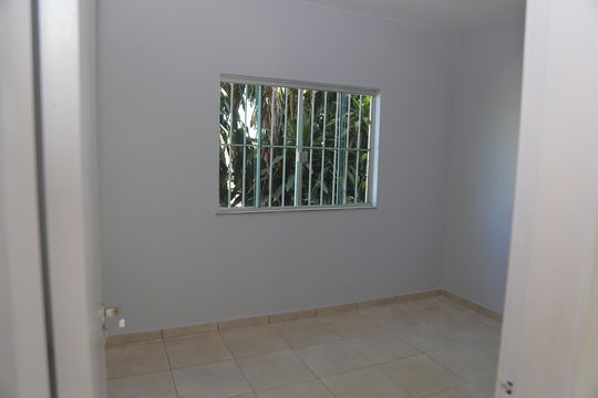 Quarto 2 de casa de condomínio para alugar com 3 quartos, 79m² em Jardim Imperial, Aparecida de Goiânia