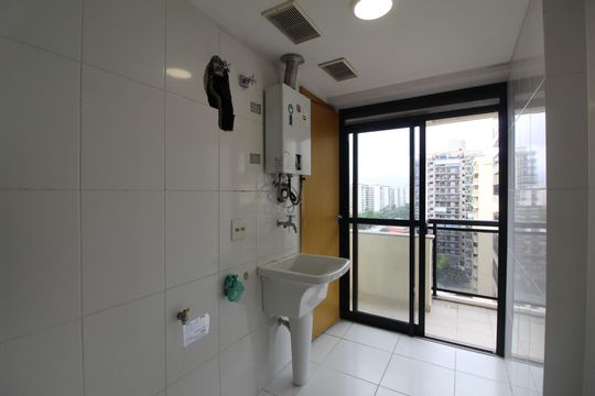 Área de Serviço de apartamento à venda com 3 quartos, 86m² em Barra Olímpica, Rio de Janeiro