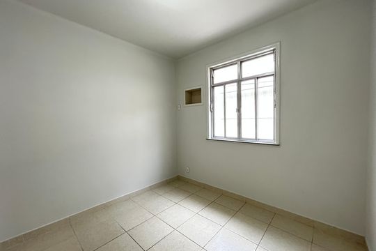 Quarto 1 de casa à venda com 2 quartos, 100m² em Méier, Rio de Janeiro