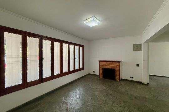 Casa para alugar com 3 quartos, 239m² em Campo Belo, São Paulo