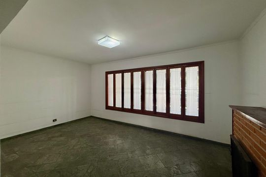 Sala de casa para alugar com 3 quartos, 239m² em Campo Belo, São Paulo