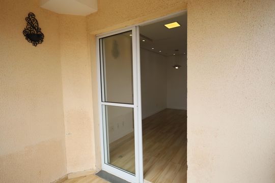 Sala de apartamento para alugar com 2 quartos, 49m² em Conceicao, Osasco