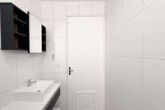 Banheiro de apartamento para alugar com 3 quartos, 70m² em Vila dos Remedios, São Paulo