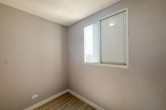 Quarto de apartamento para alugar com 3 quartos, 70m² em Vila dos Remedios, São Paulo