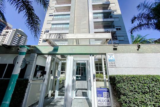 Fachada de apartamento para alugar com 2 quartos, 70m² em Água Branca, São Paulo