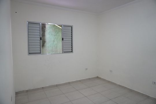 Casa para alugar com 1 quarto, 30m² em Conjunto Habitacional Sitio Conceicao, São Paulo