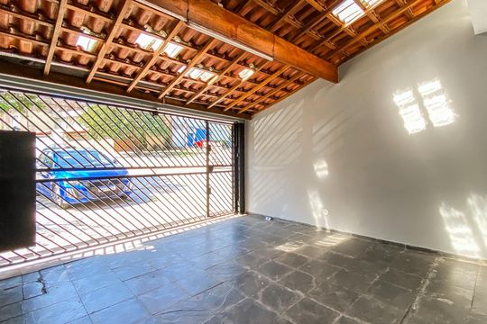 Garagem de casa para alugar com 2 quartos, 105m² em Cidade Líder, São Paulo