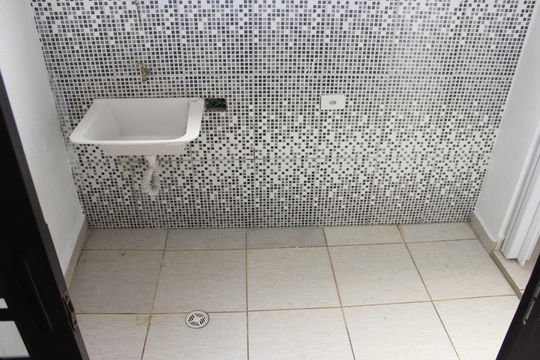 Lavanderia casa 1 de casa à venda com 9 quartos, 350m² em Recreio São Jorge, Guarulhos