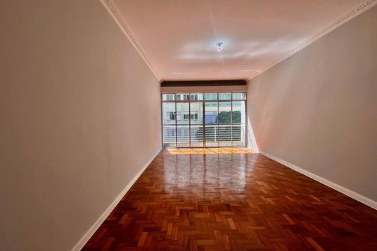 Sala de apartamento para alugar com 3 quartos, 146m² em Copacabana, Rio de Janeiro