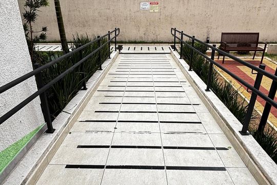 Rampa - Corrimão de apartamento à venda com 2 quartos, 45m² em Parque Sao Vicente, Santo André