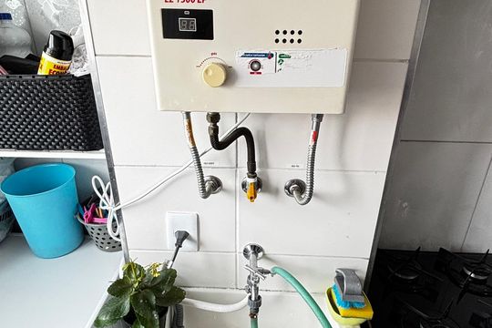 Cozinha e Área de Serviço de apartamento à venda com 2 quartos, 45m² em Parque Sao Vicente, Santo André