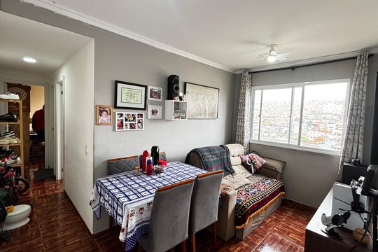 Apartamento à venda com 2 quartos, 45m² em Parque Sao Vicente, Santo André
