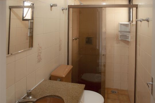 Banheiro de apartamento para alugar com 3 quartos, 85m² em Vila Mariana, São Paulo