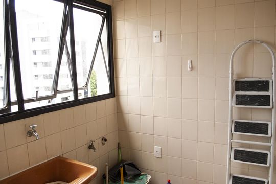 Área de serviço de apartamento para alugar com 3 quartos, 85m² em Vila Mariana, São Paulo