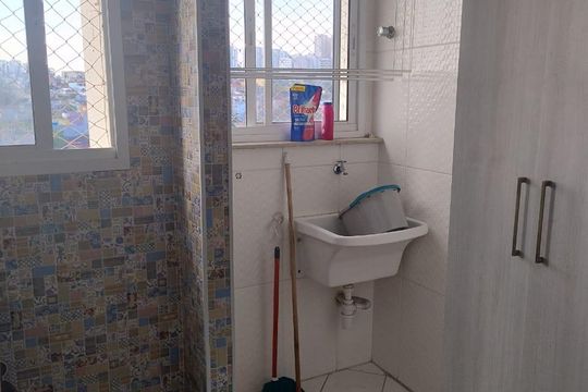 Área de serviço de apartamento à venda com 2 quartos, 52m² em Vila Sacadura Cabral, Santo André