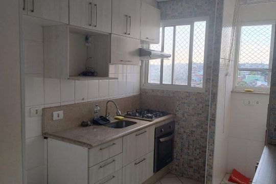 Cozinha de apartamento à venda com 2 quartos, 52m² em Vila Sacadura Cabral, Santo André