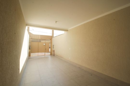 Garagem de casa à venda com 3 quartos, 146m² em Jardim Sao Jose (zona Norte), São Paulo