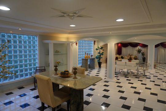 Casa à venda com 5 quartos, 1100m² em Parque Mirante de Parnaiba, Barueri