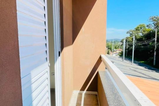 Varanda de casa para alugar com 2 quartos, 90m² em Pununduva, Cotia