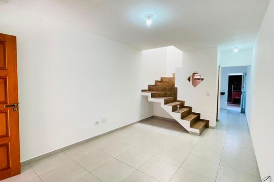 Casa para alugar com 2 quartos, 90m² em Pununduva, Cotia